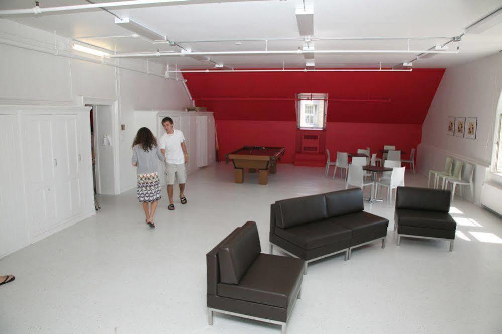 Hotel The Grey Nuns By Concordia